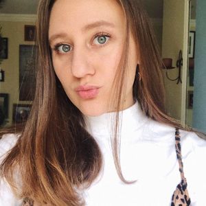 Meet your Posher, Cloey